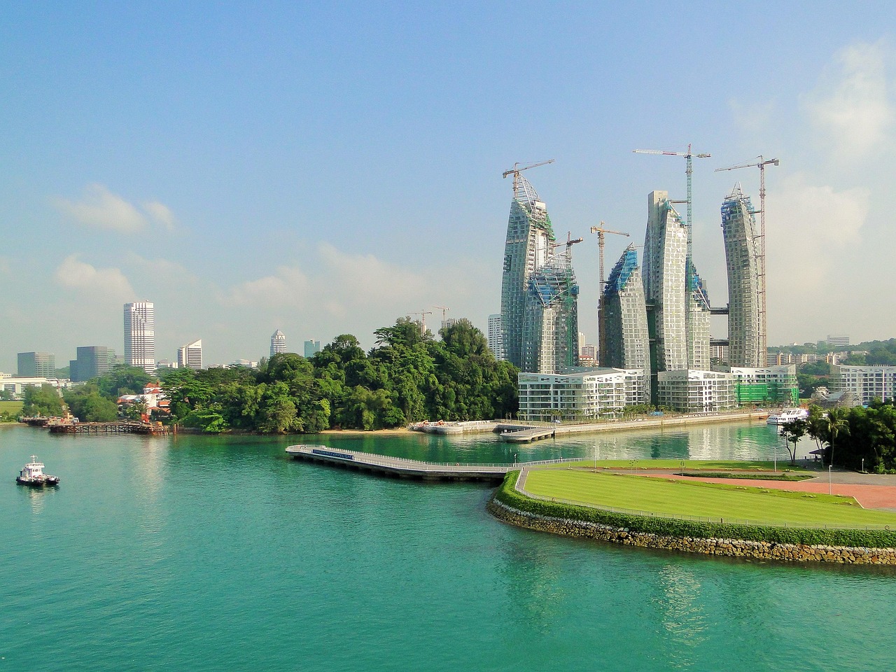 Singapur – przewodnik po Mieście Lwa: zakazy, atrakcje i życie codzienne